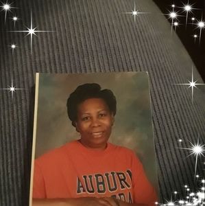 Meet your Posher, Carrie